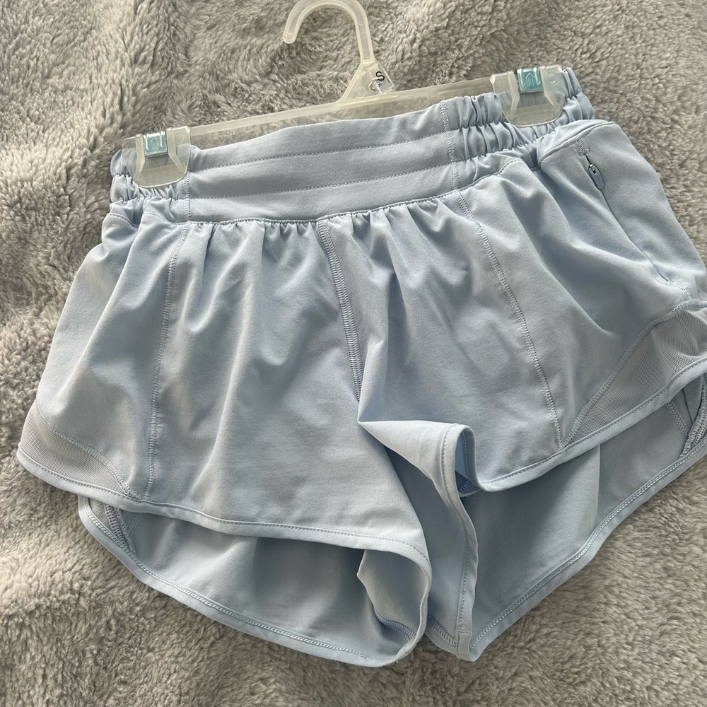 Lululemon Hotty Hot shorts 2.5 in - blue linen